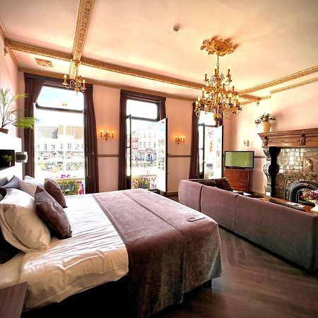 Grand Cafe Hotel De Bourgondier Bergen op Zoom Exterior foto